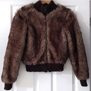 Faux fur jacket. Edc by Spirit